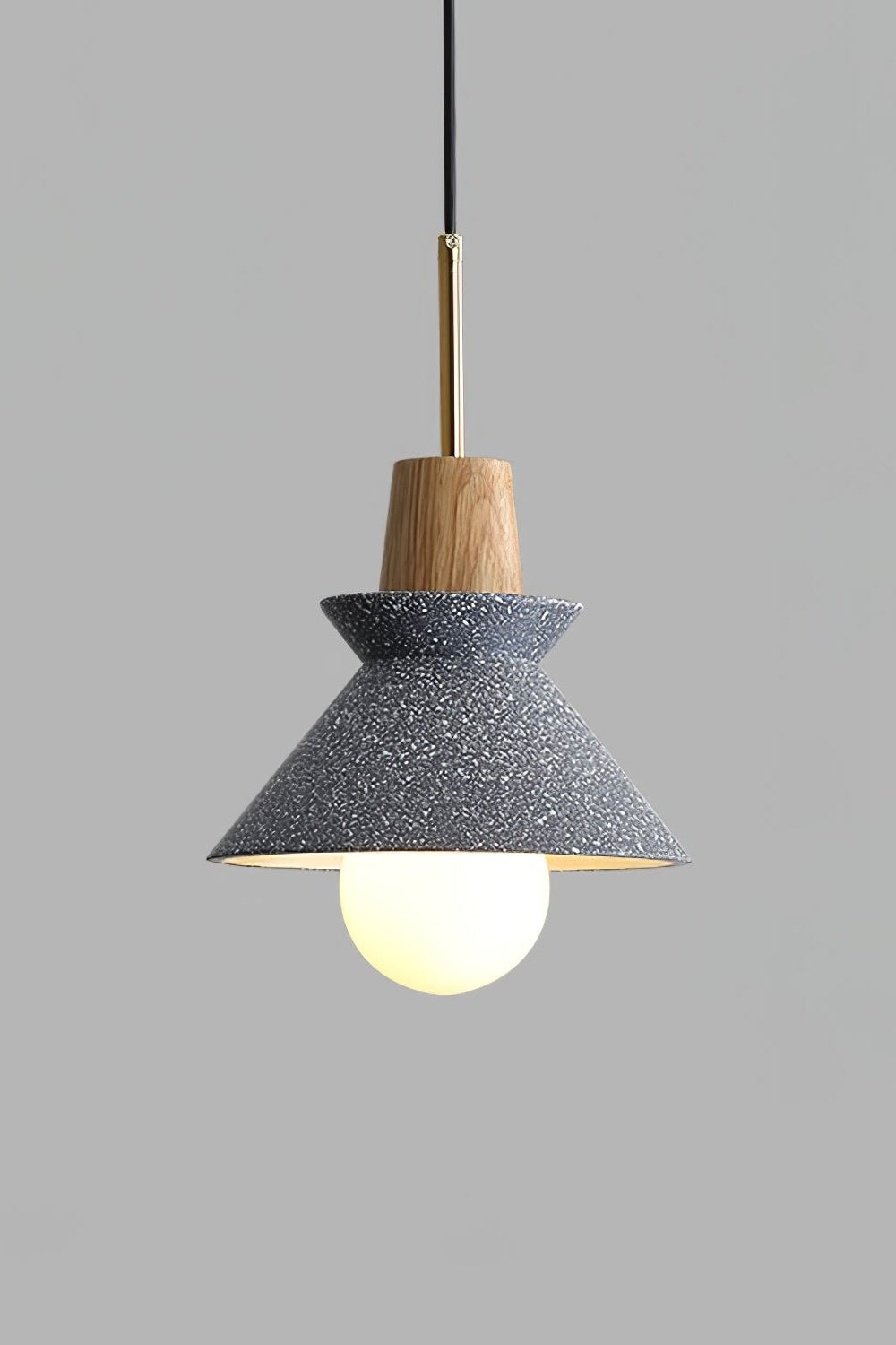 Hanglamp Scandinavisch met Houten Detail en Conische Kap