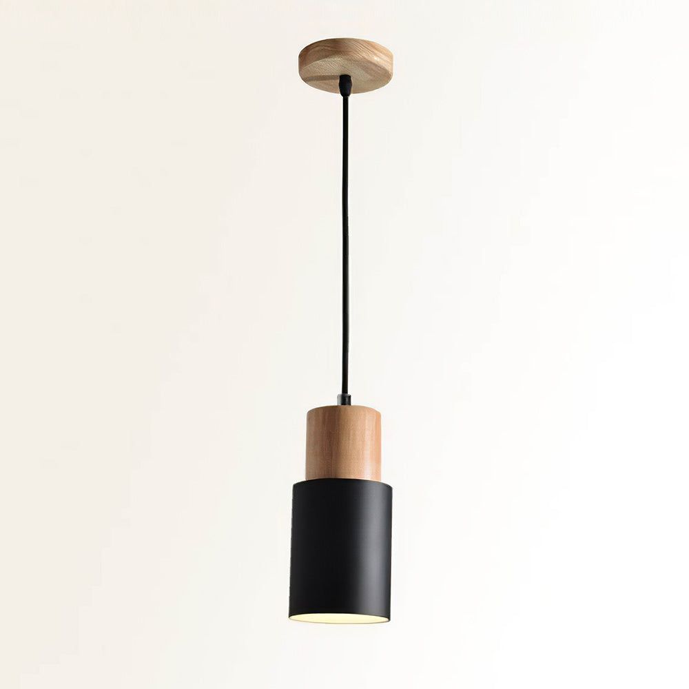 Hanglamp Scandinavisch met Houten Fitting en Cilindervormige Metalen Kap