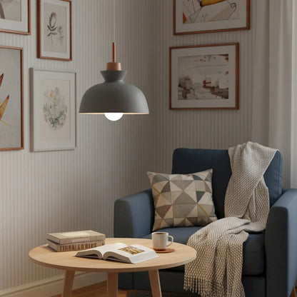 Hanglamp Scandinavisch met Houten Fitting en Metalen Kap