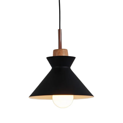 Hanglamp Scandinavisch met Houten Fitting en Metalen Kap