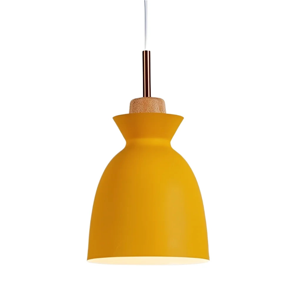 Hanglamp Scandinavisch met Houten Fitting en Metalen Kap