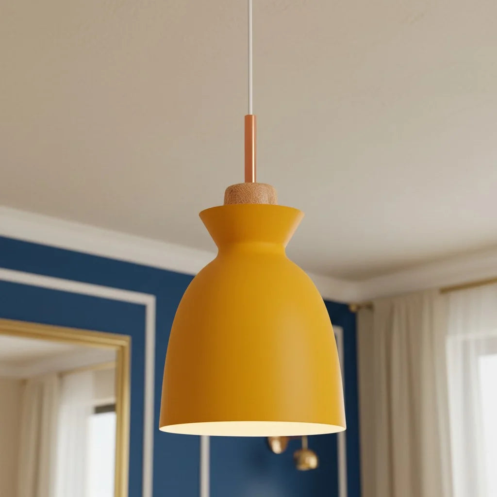 Hanglamp Scandinavisch met Houten Fitting en Metalen Kap
