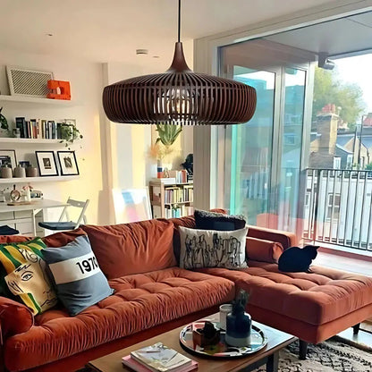 Hanglamp Scandinavisch met Houten Lattenwerk en Ronde Kap