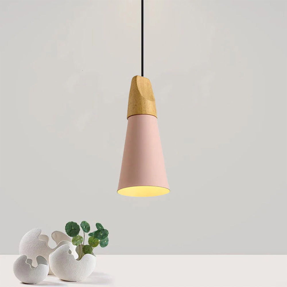 Hanglamp Scandinavisch met Houten Top en Conische Kap