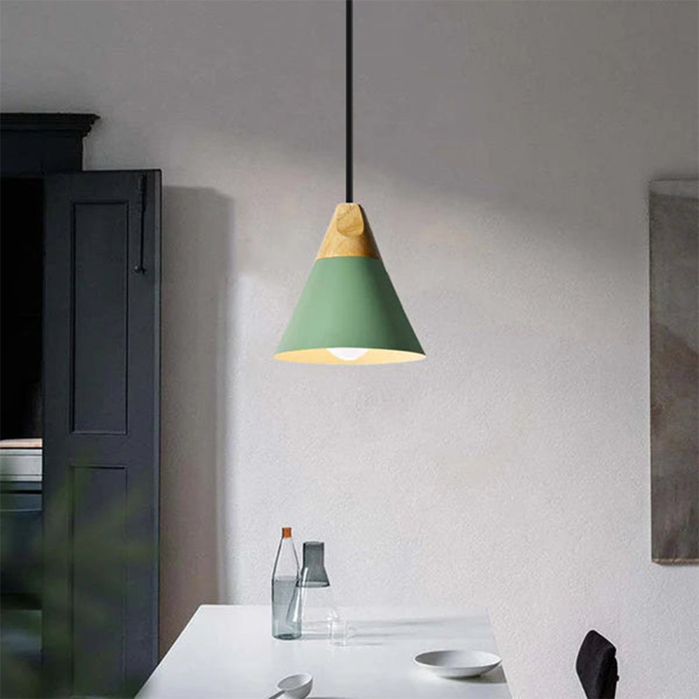 Hanglamp Scandinavisch met Houten Top en Conische Kap