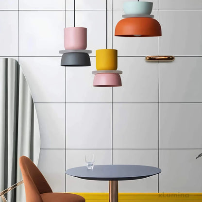 Hanglamp Scandinavisch met Tweelaagse Kap en Verstelbare Hoogte ##POS:5##