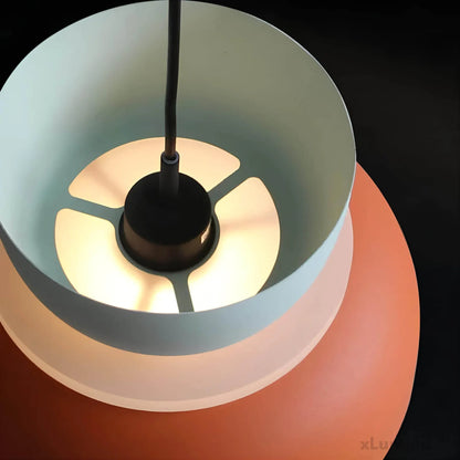 Hanglamp Scandinavisch met Tweelaagse Kap en Verstelbare Hoogte ##POS:9##