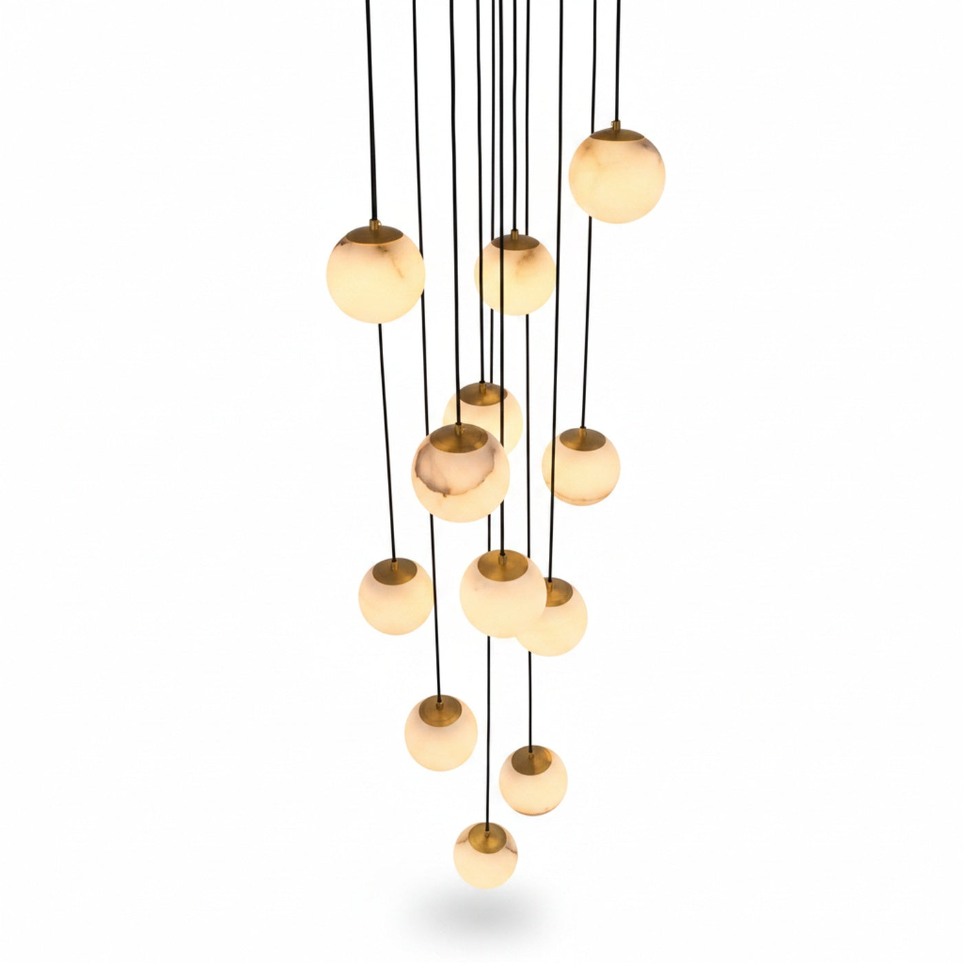 Hanglamp Trap Modern met Marmeren Glazen Bollen en Messing Afwerking