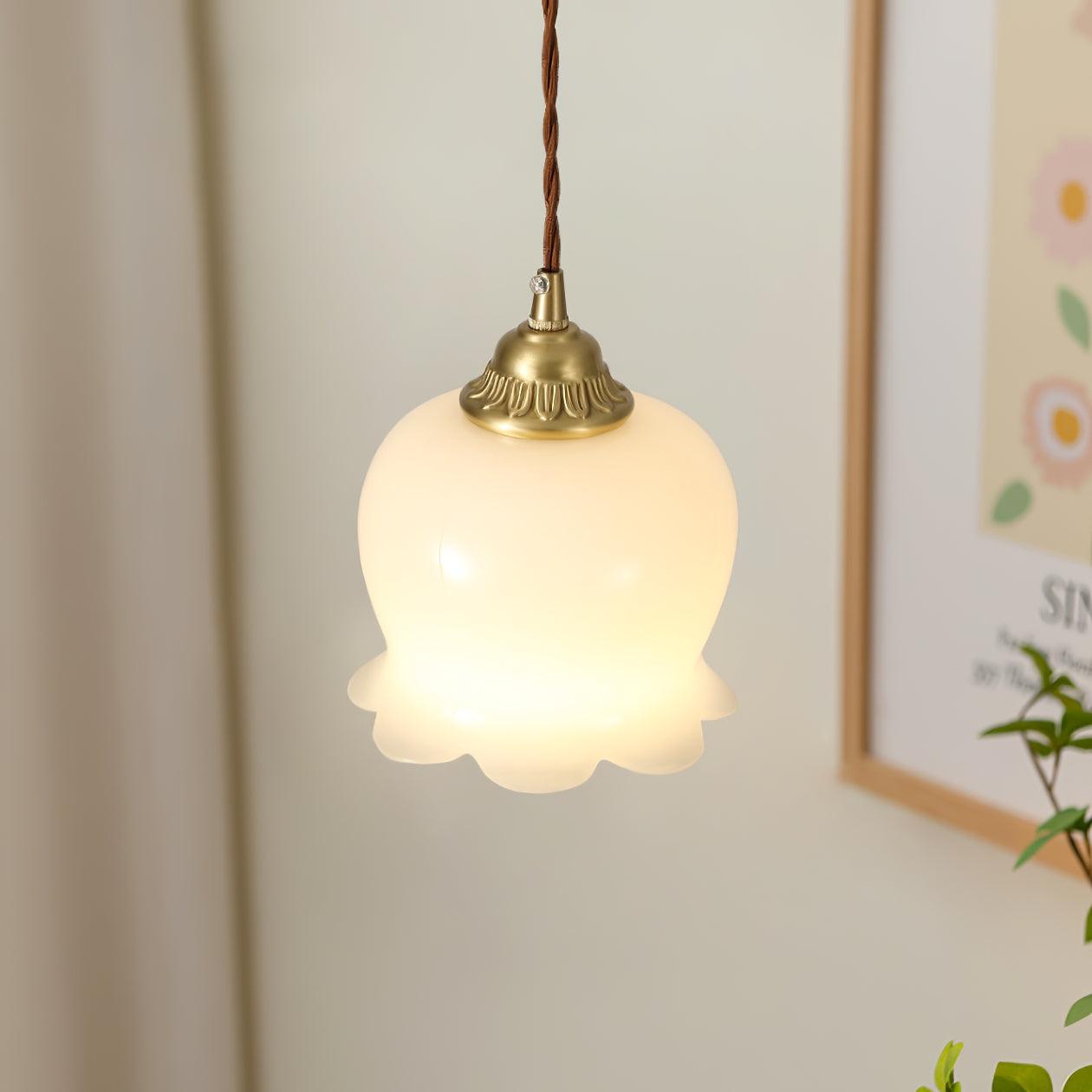 Hanglamp Vintage met Bloemvormige Glazen Kap en Messing Fitting