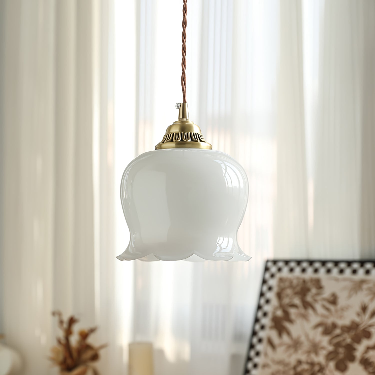Hanglamp Vintage met Bloemvormige Glazen Kap en Messing Fitting