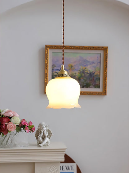 Hanglamp Vintage met Bloemvormige Glazen Kap en Messing Fitting