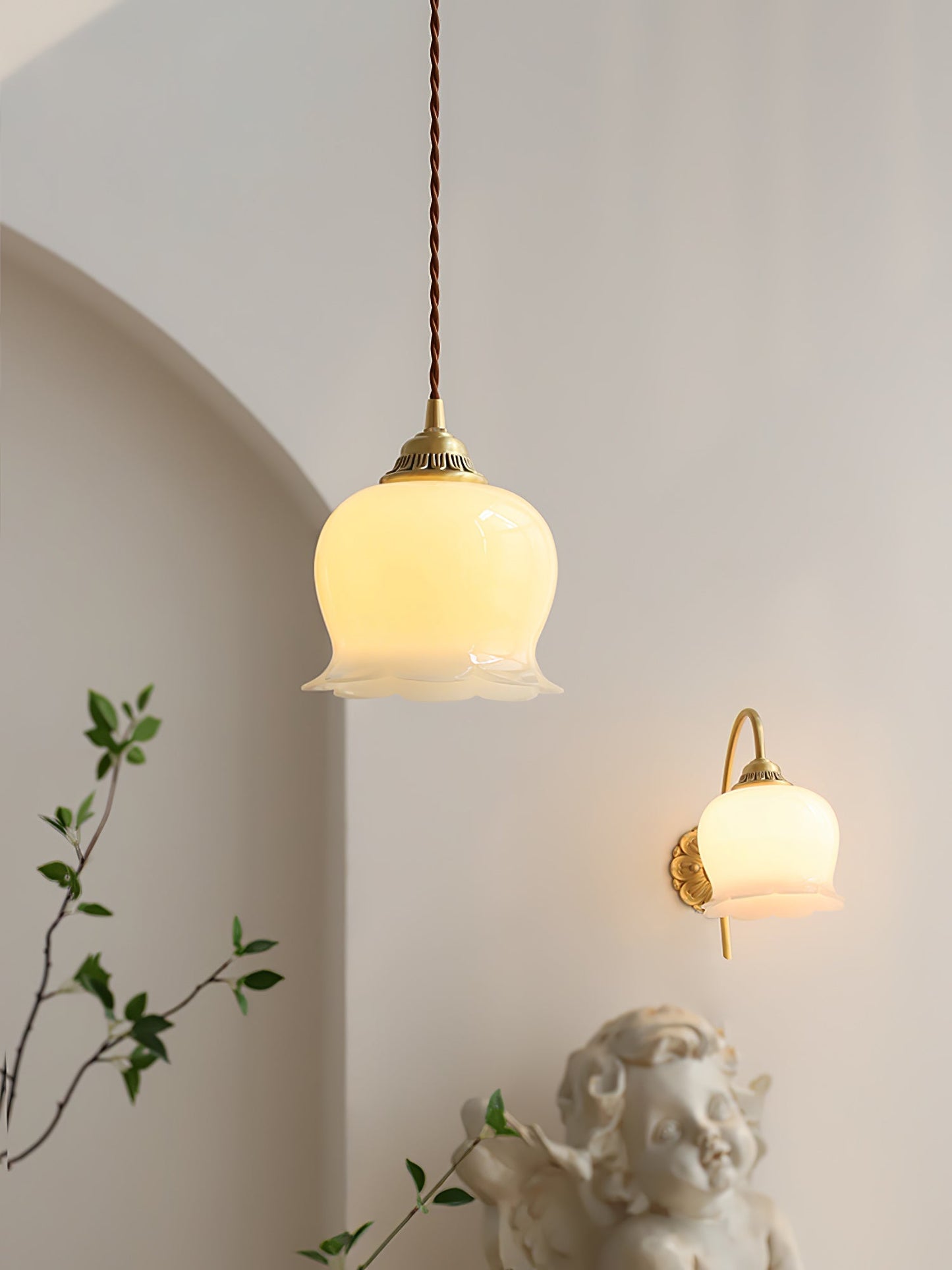 Hanglamp Vintage met Bloemvormige Glazen Kap en Messing Fitting