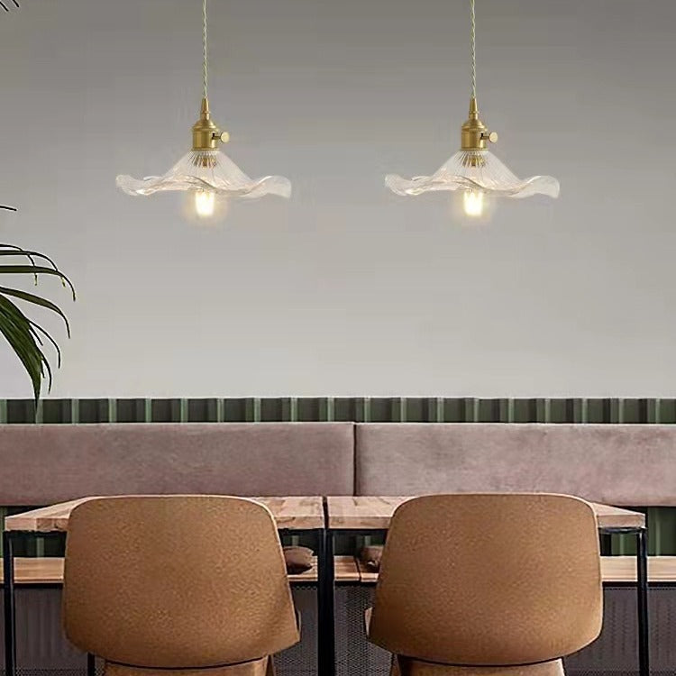 Hanglamp Vintage met Glazen Bloemkap en Messing Details