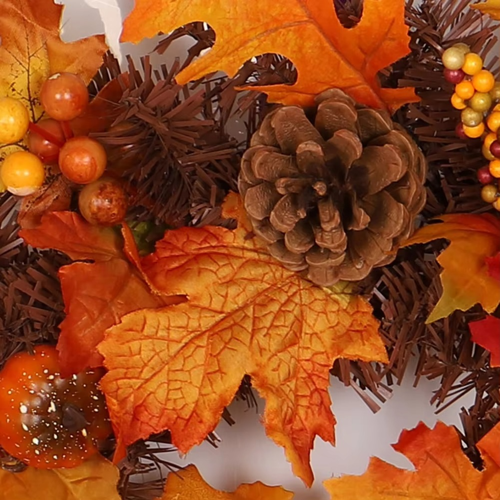 Herfstslinger met Esdoornbladeren, Dennenappels en Pompoenen met Optionele LED-verlichting