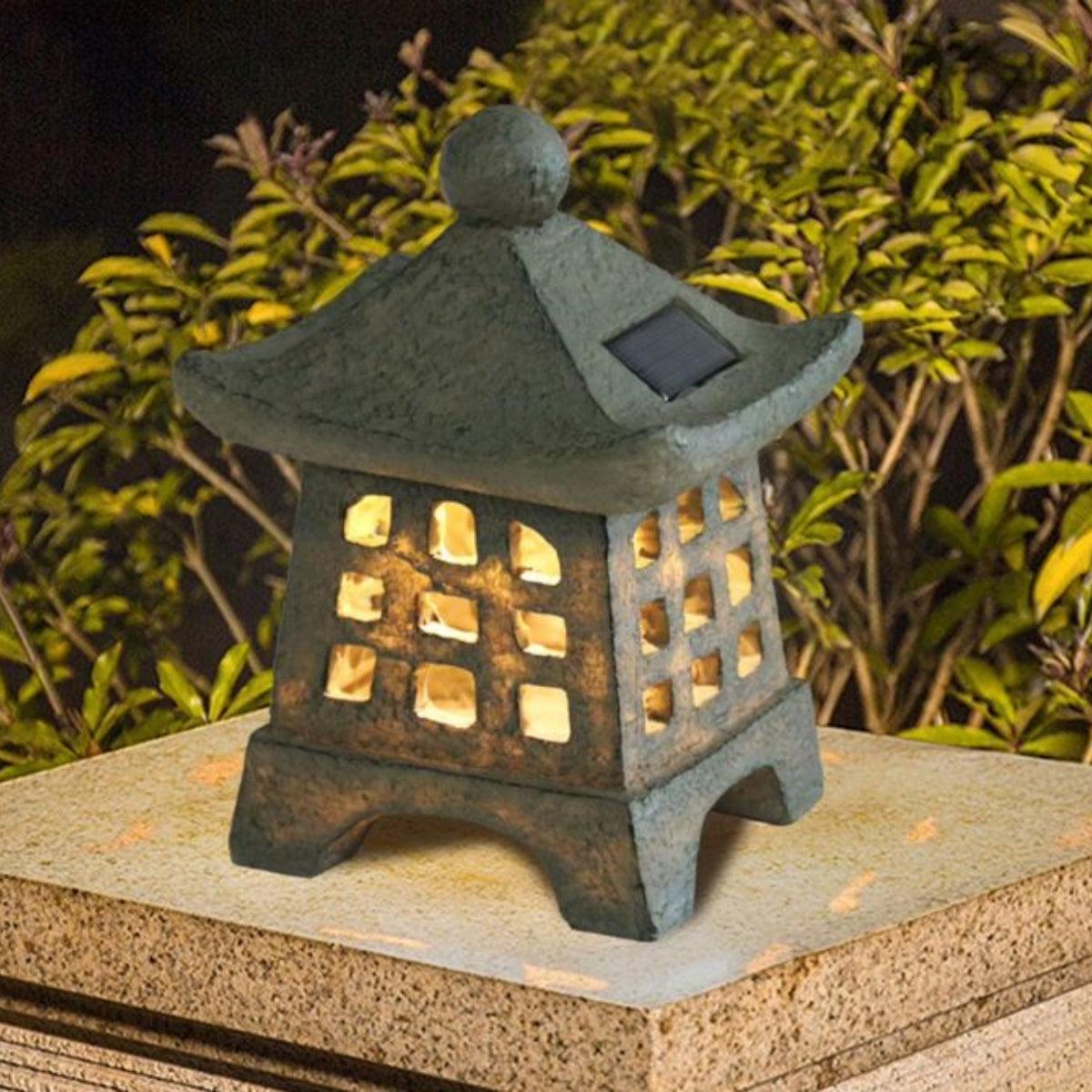 Japanse Pagode Tafellamp op Zonne-energie met Geïntegreerde LED voor Tuin