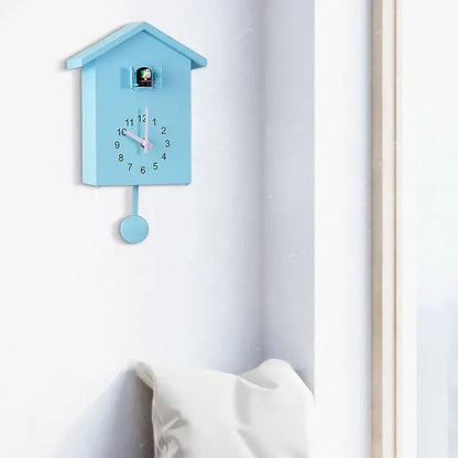 Koekoeksklok met Slinger Huisvorm Modernist Design