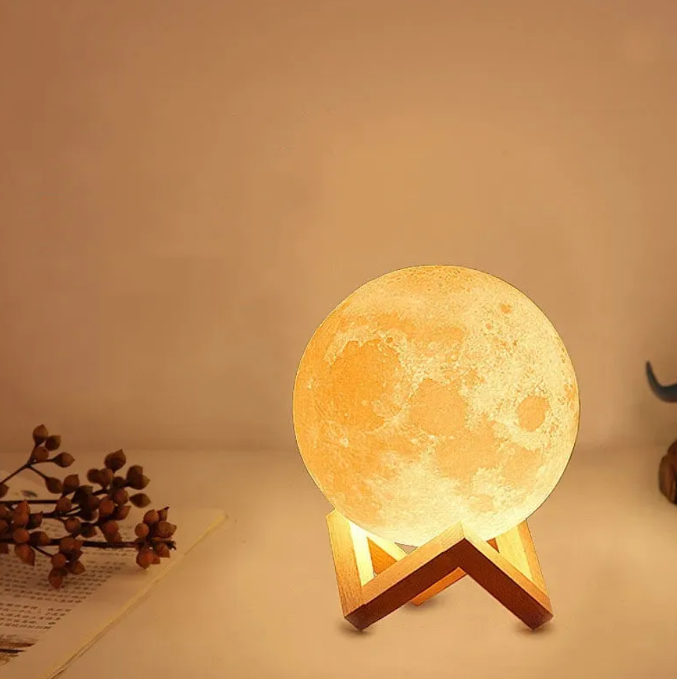 LED Maanlamp met Houten Standaard, 16 Kleuren en Afstandsbediening