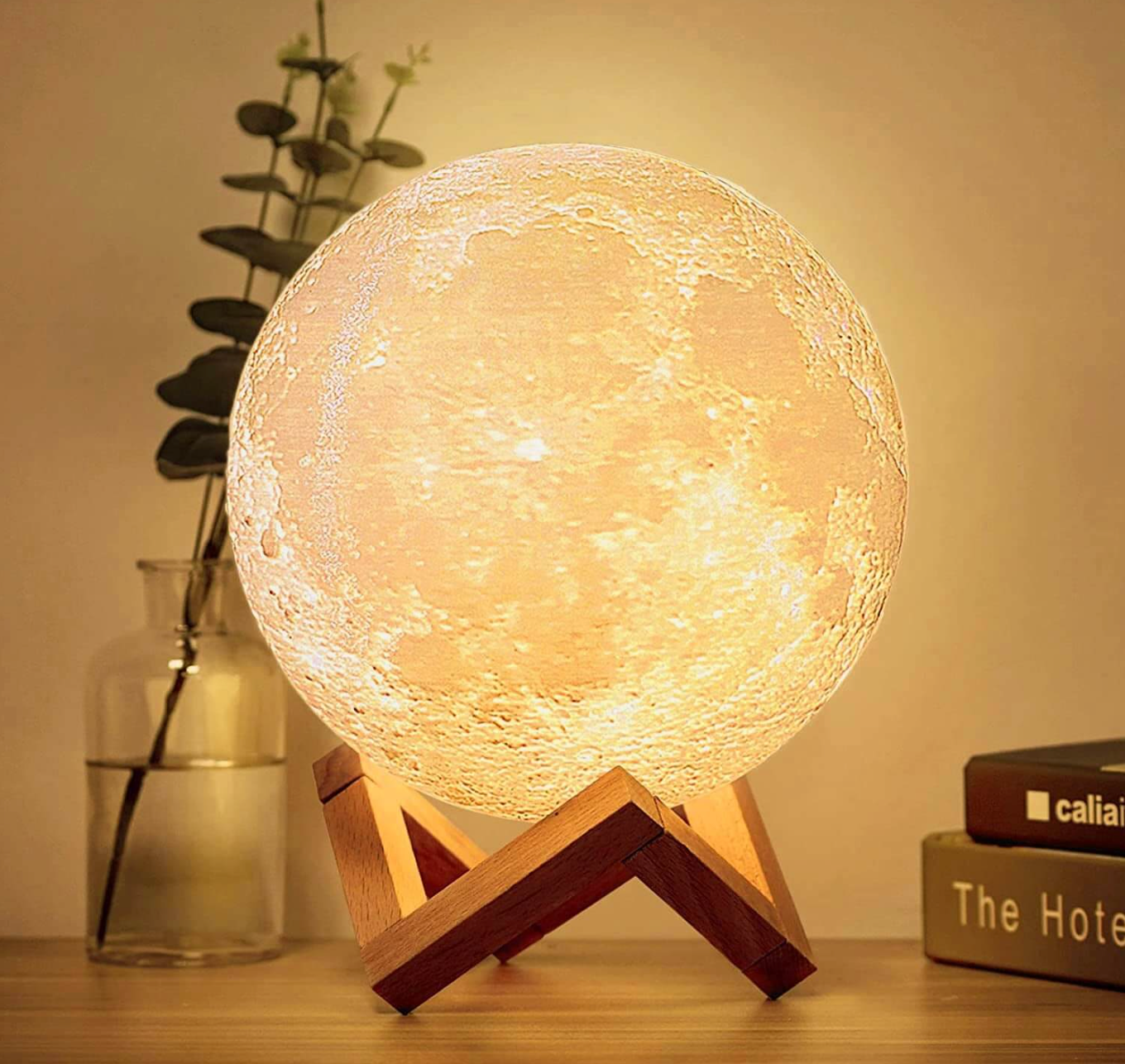 LED Maanlamp met Houten Standaard, 16 Kleuren en Afstandsbediening