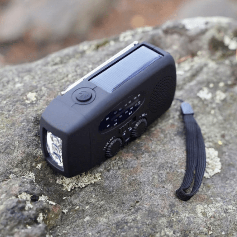 Noodradio Solar met Handslinger en LED Zaklamp Powerbank