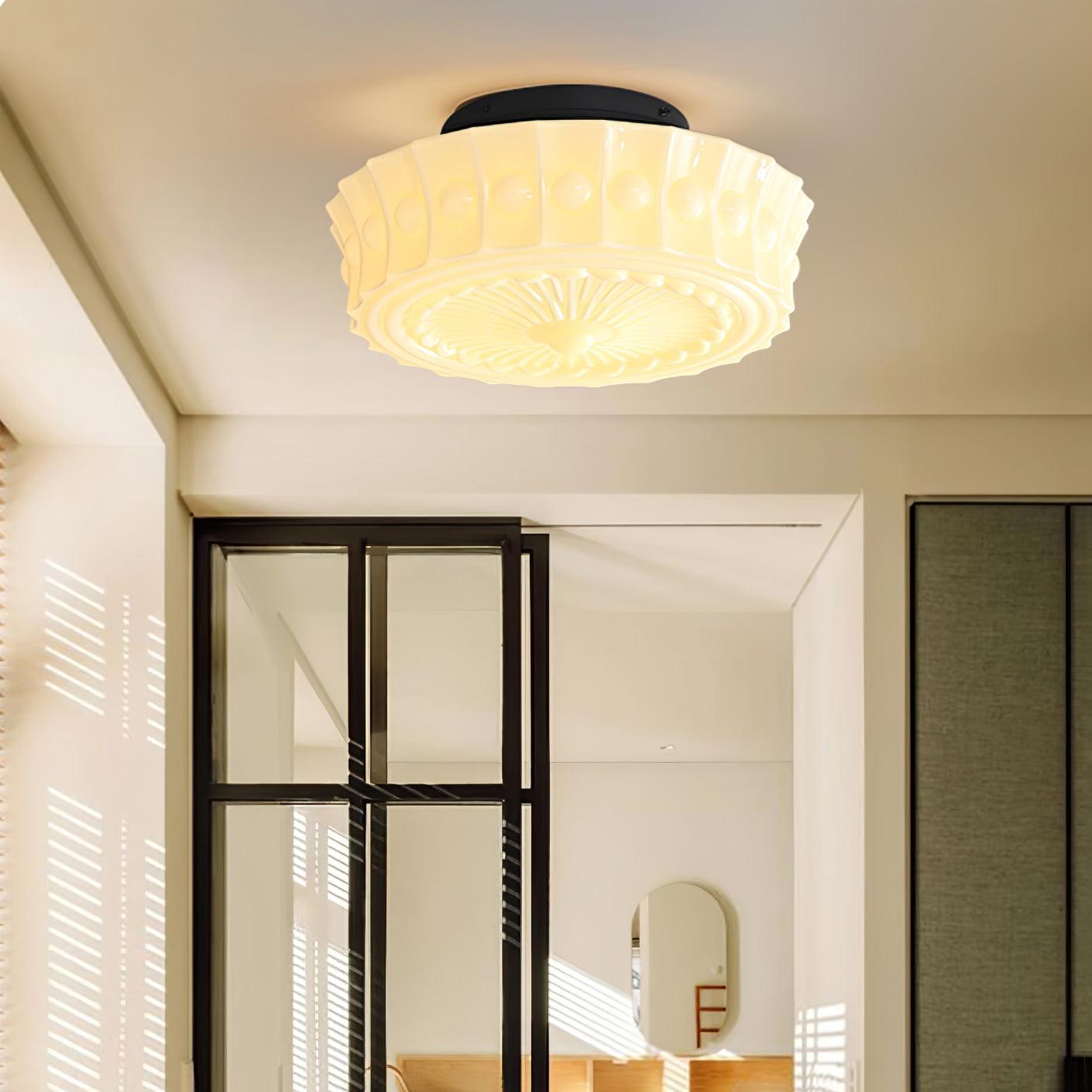 Plafondlamp Art Deco met Gegraveerde Glazen Kap en Ronde Vorm