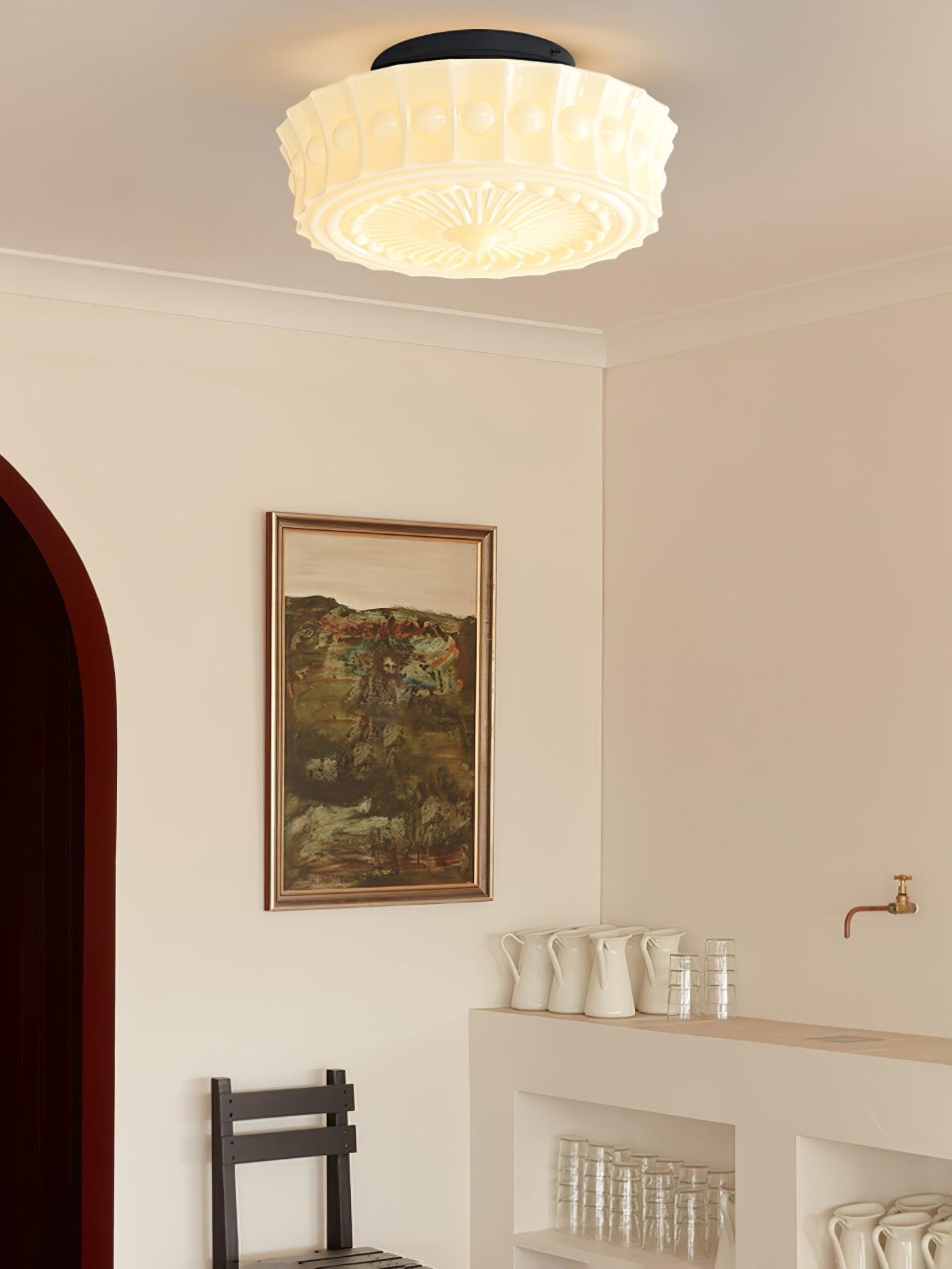 Plafondlamp Art Deco met Gegraveerde Glazen Kap en Ronde Vorm