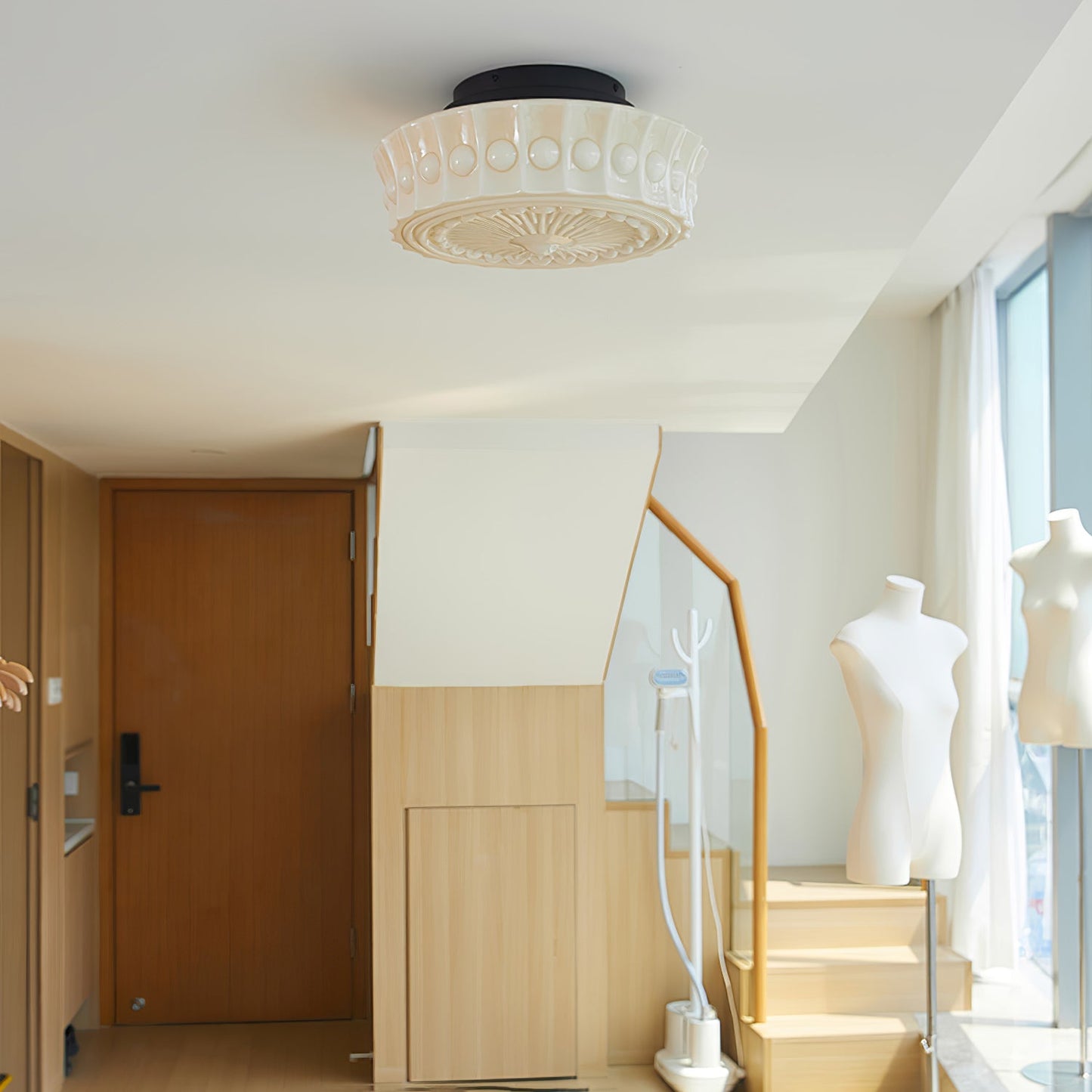 Plafondlamp Art Deco met Gegraveerde Glazen Kap en Ronde Vorm