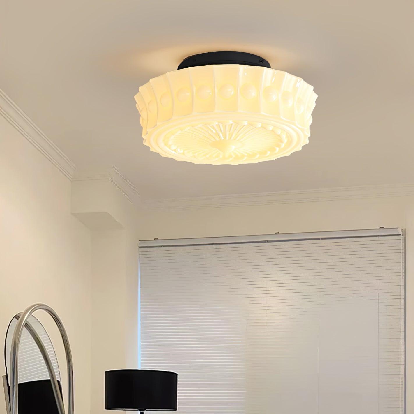 Plafondlamp Art Deco met Gegraveerde Glazen Kap en Ronde Vorm