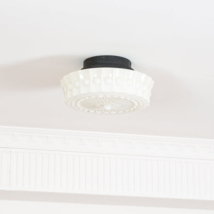 Plafondlamp Art Deco met Gegraveerde Glazen Kap en Ronde Vorm