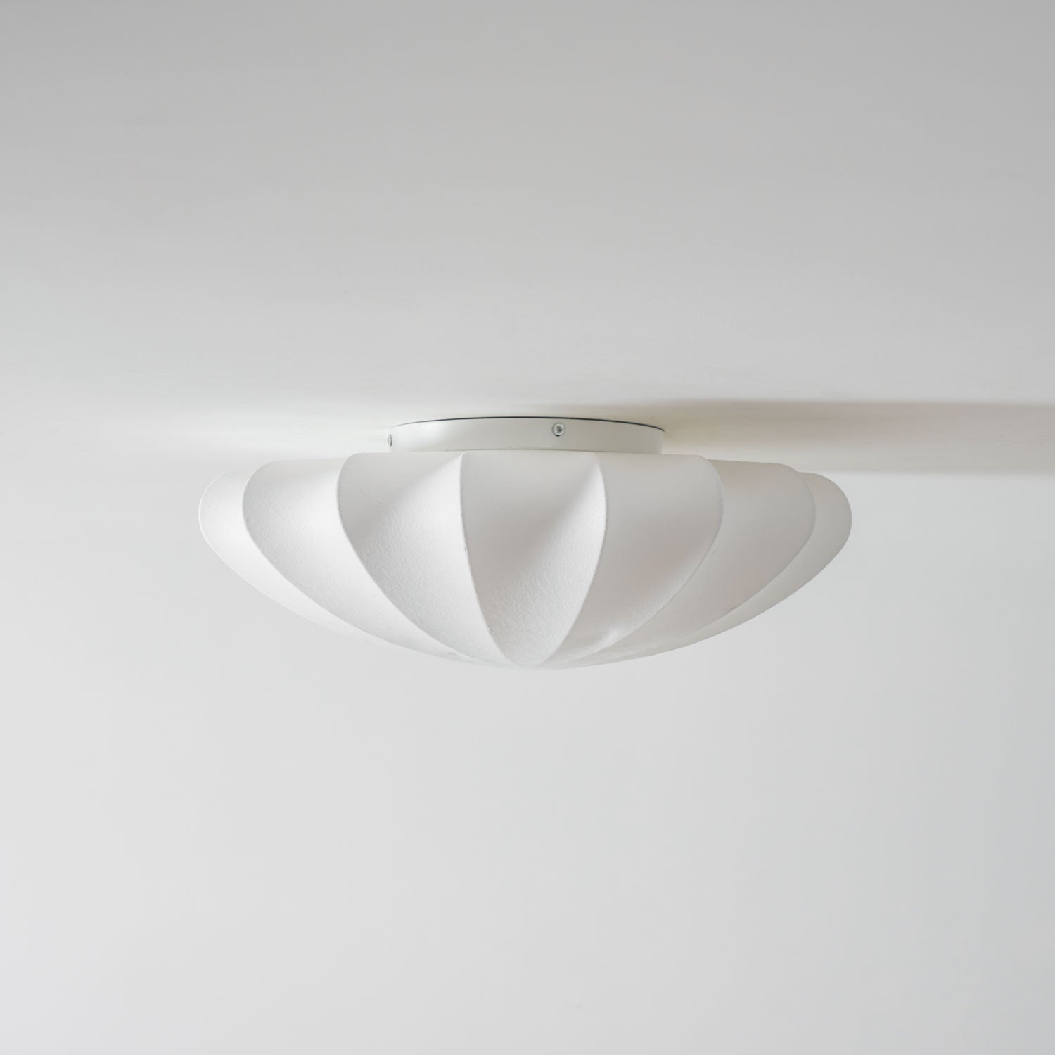 Plafondlamp Bohemian met Bloemvormige Stalen Draadkap en Stoffen Bekleding