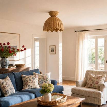 Plafondlamp Bohemian met Gevlochten Rattan Kap en Scallop Rand