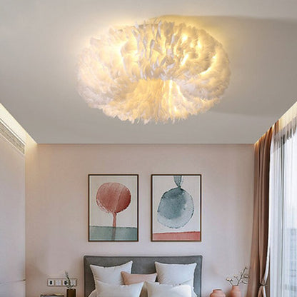 Plafondlamp Bohemian met Veren Kap en Warm Licht