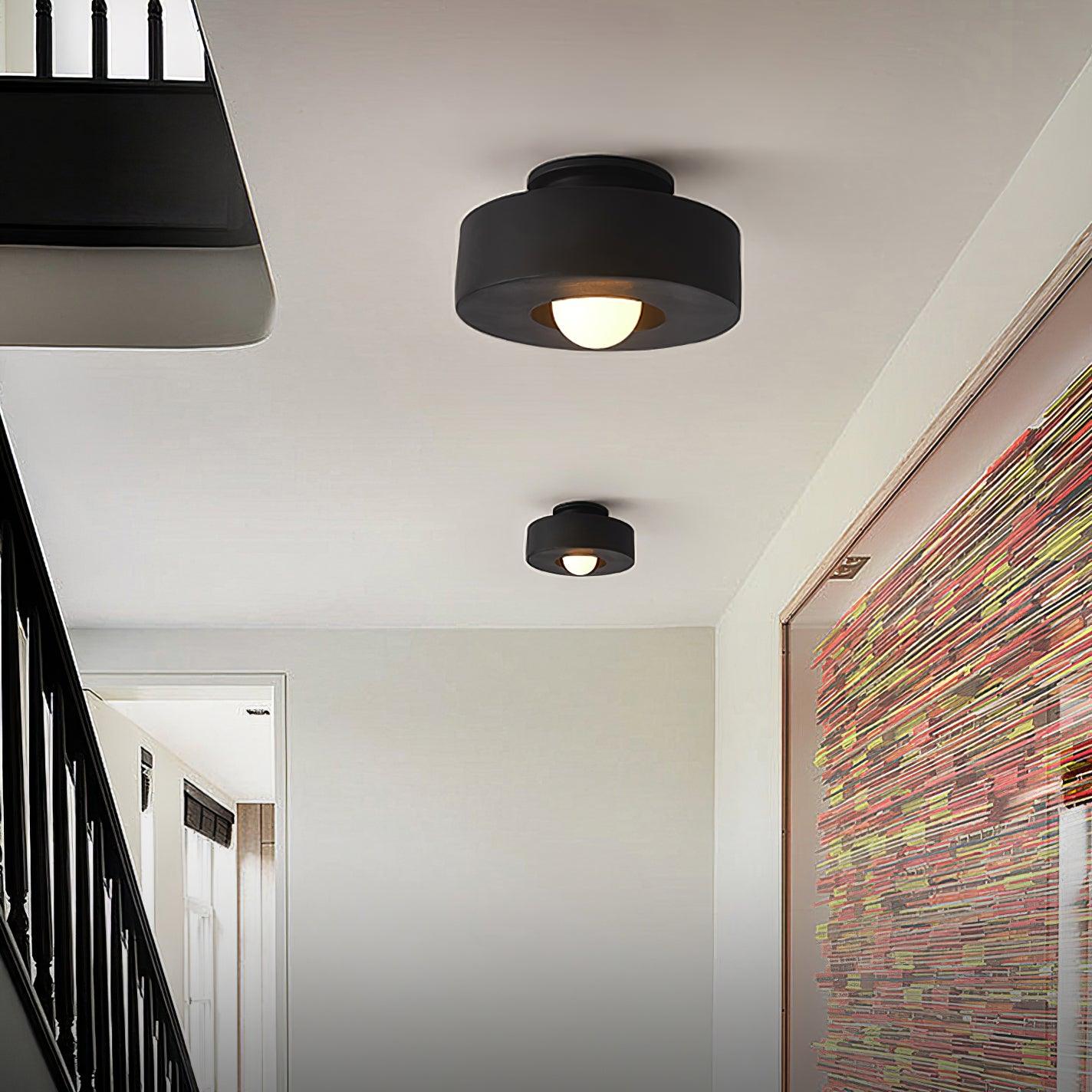 Plafondlamp Minimalistisch met Ronde Cilindrische Kap en Opaalwitte Bol