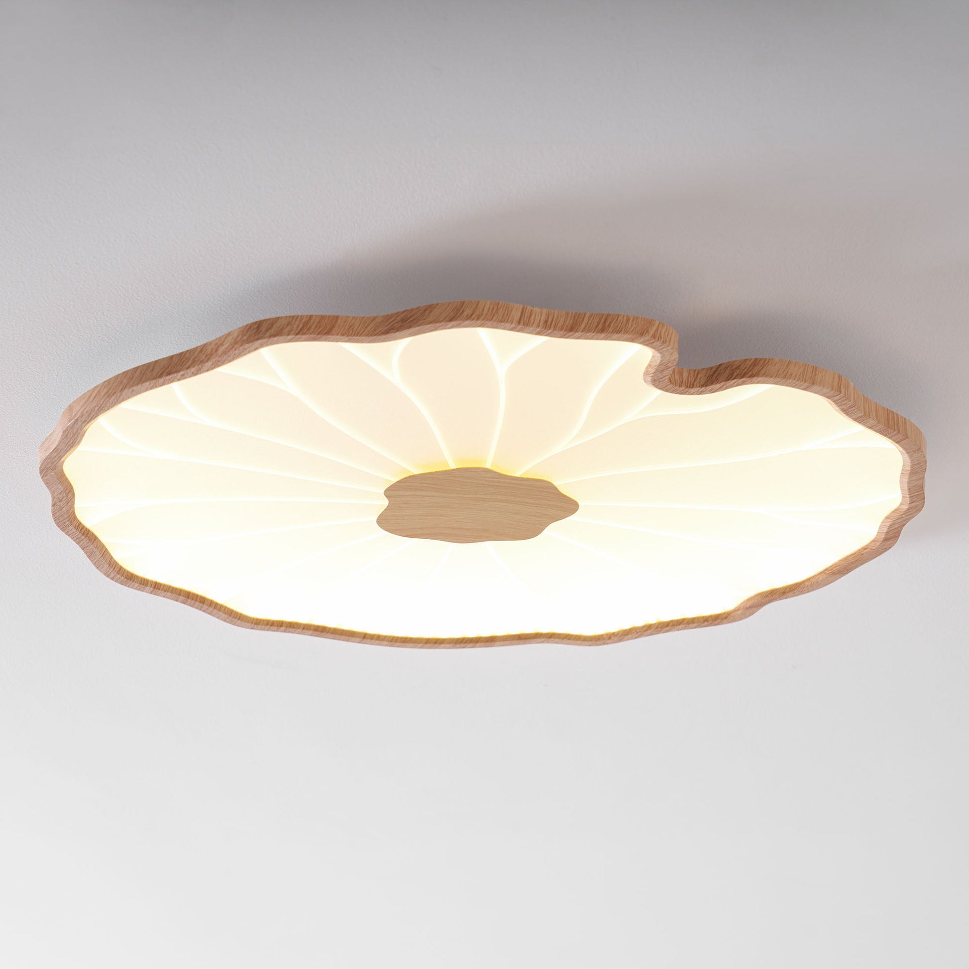 Plafondlamp Scandinavisch Lotusbladvorm met Geïntegreerde LED en Houtnerf Design