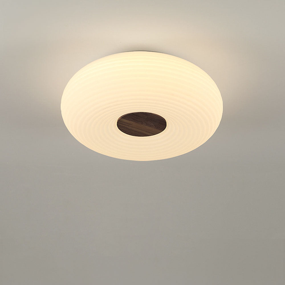 Plafondlamp Scandinavisch met Houtaccent en Ringpatroon