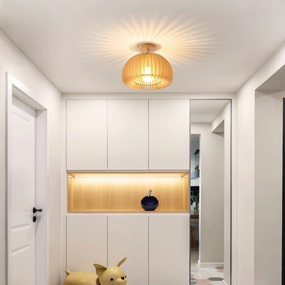 Plafondlamp Scandinavisch met Houten Lattenwerk en Koepelvorm