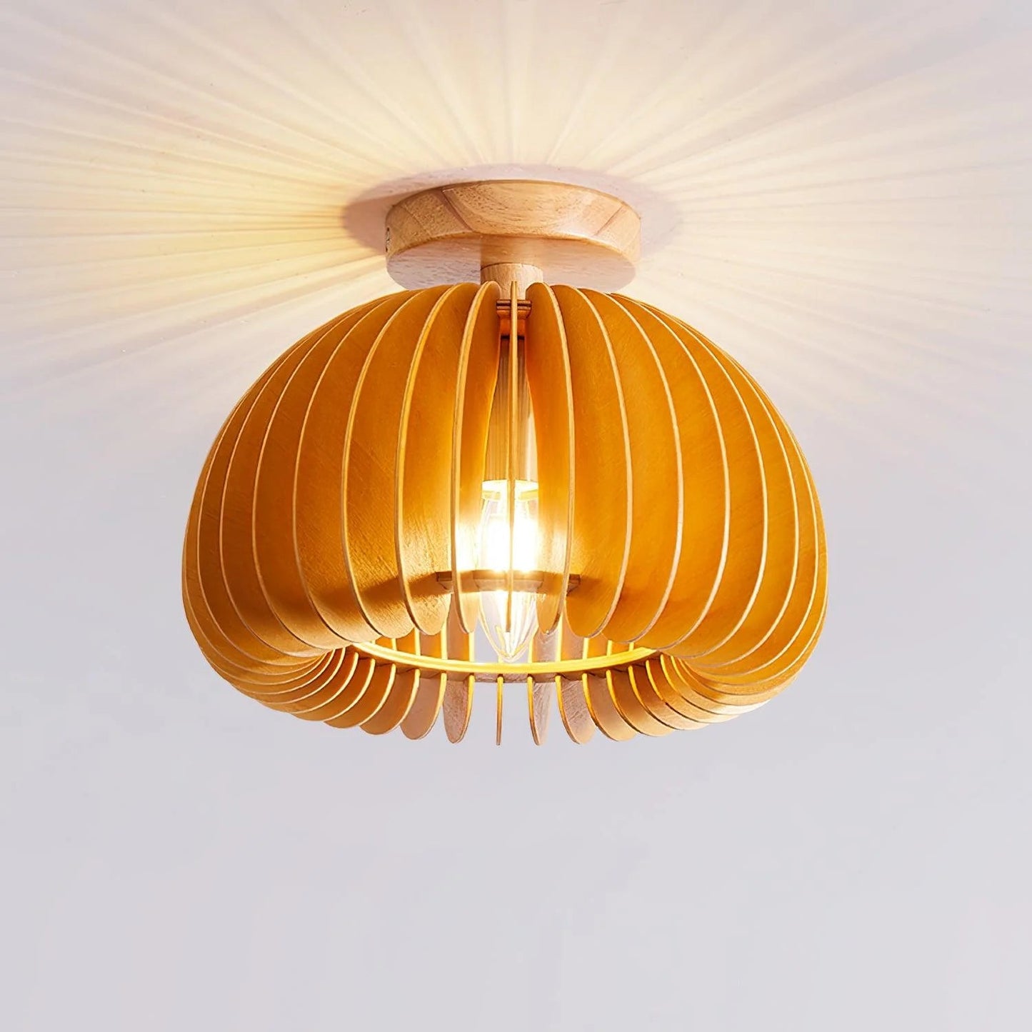 Plafondlamp Scandinavisch met Houten Lattenwerk en Koepelvorm