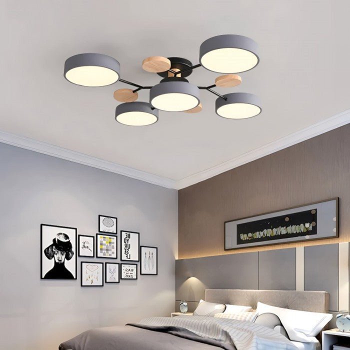 Plafondlamp Scandinavisch met Ronde Schermen en Houten Accenten