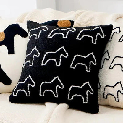 Sierkussenhoes met Geborduurde Dierenmotieven en Getufte Details