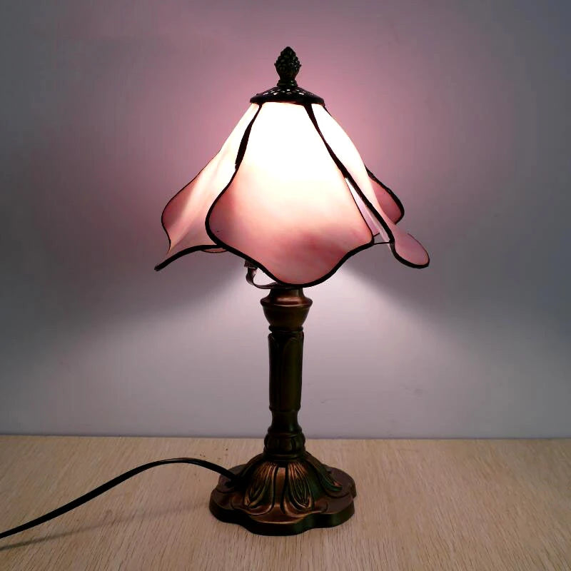Tafellamp Art Deco met Glas Bloemvormige Kap en Antiek Bronzen Voet
