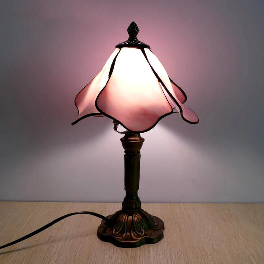 Tafellamp Art Deco met Glas Bloemvormige Kap en Antiek Bronzen Voet