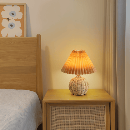 Tafellamp Bohemian met Gevlochten Rotting Voet en Geplooide Kap