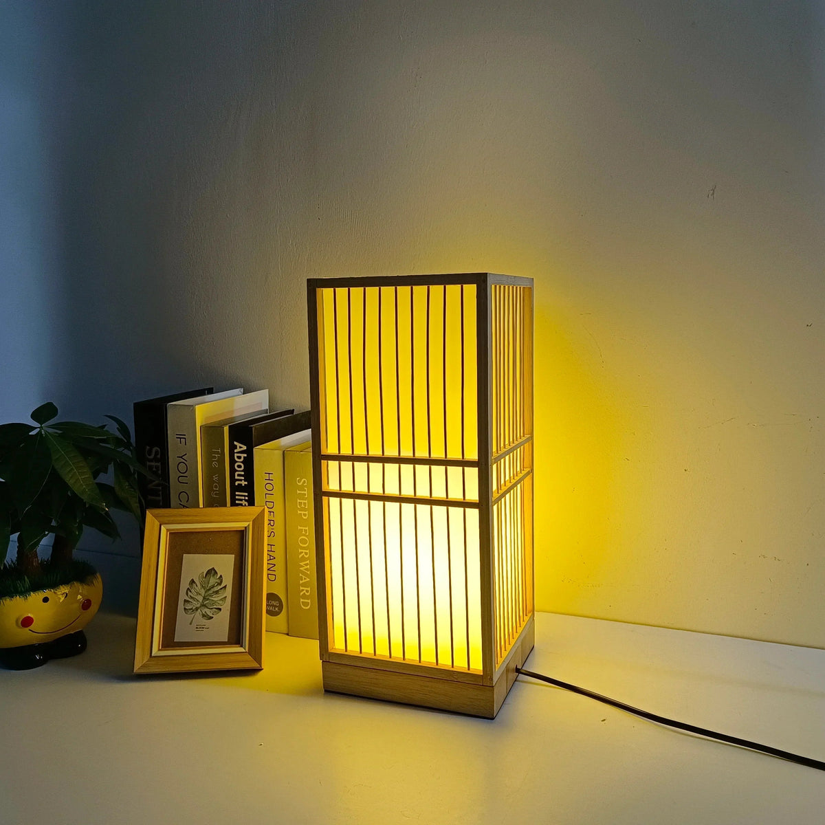 Tafellamp Japandi Stijl met Bamboe en Hout Kap