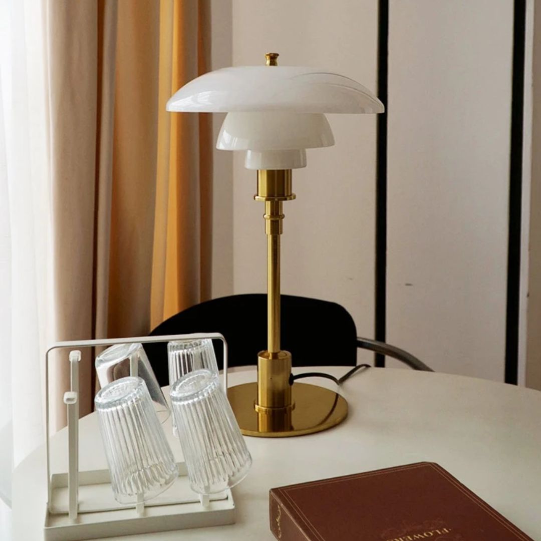 Tafellamp LED Scandinavisch Glazen Bol met Ronde Voet