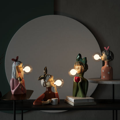 Tafellamp Meisjesfiguur met Glazen Bol Retro Decoratieve Lamp