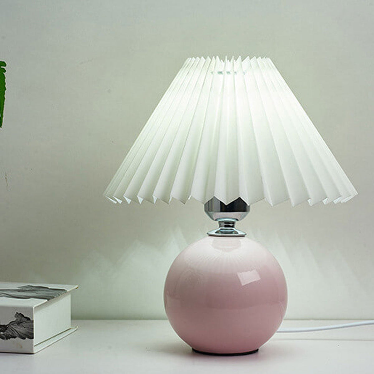 Tafellamp Retro met Geplooide Kap en Keramische Bolvoet