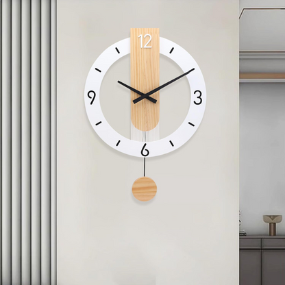 Wandklok Scandinavisch met Slinger en Houten Accent Rond