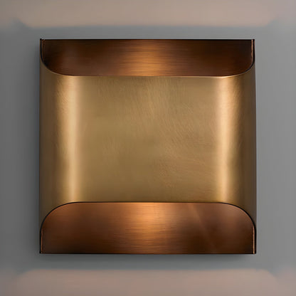 Wandlamp Art Deco met Gebogen Metalen Kap en Omhoog-Omlaag Lichteffect ##POS:86##
