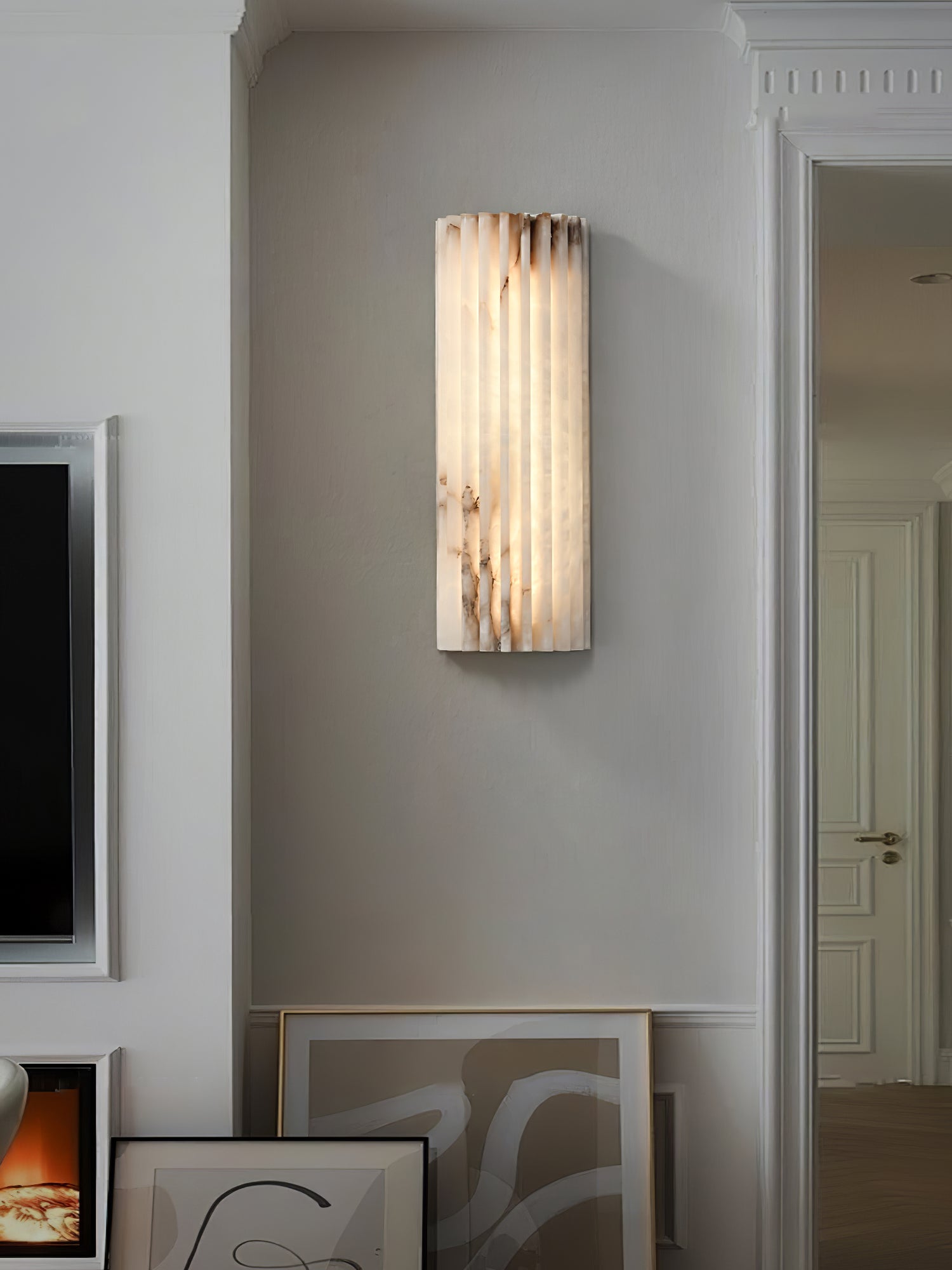 Wandlamp Art Deco met Geribbeld Alabasten Kap en Geïntegreerde LED