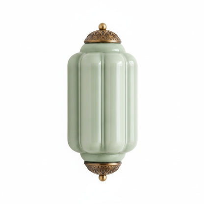 Wandlamp Art Deco met Geribbelde Glazen Kap en Sierlijk Messing Frame