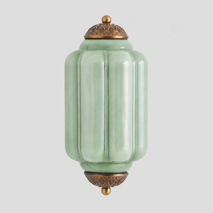 Wandlamp Art Deco met Geribbelde Glazen Kap en Sierlijk Messing Frame